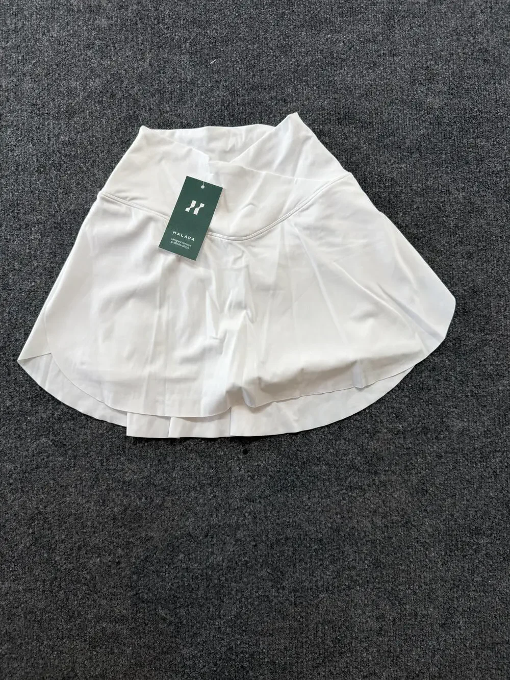 Halara Skort Womens XS White Athletic Built In Shorts Tennis Running Gym Stretch